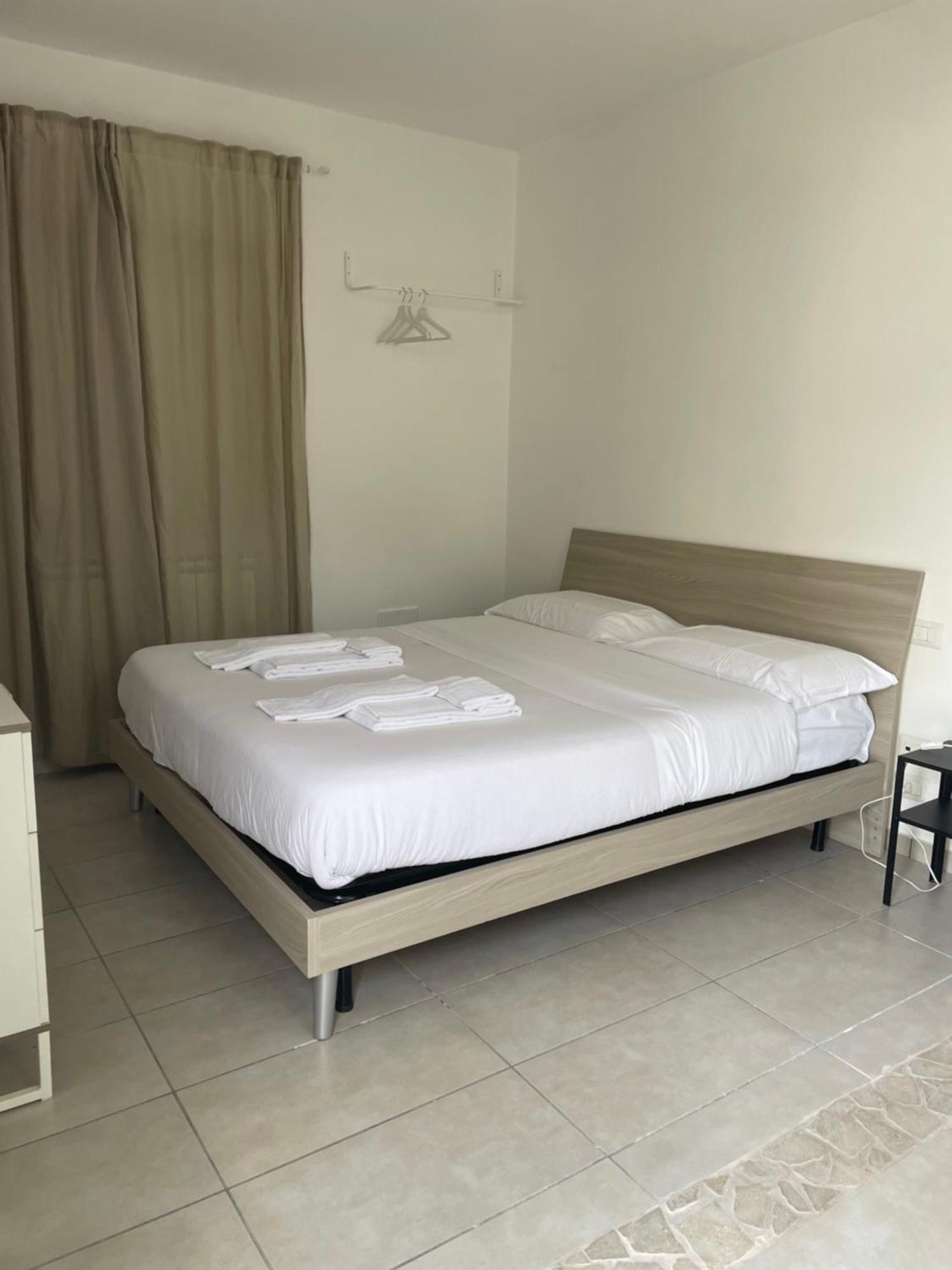 Zia Bi Bed And Breakfast Наполи Екстериор снимка