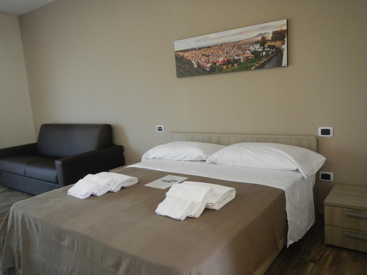 Zia Bi Bed And Breakfast Наполи Екстериор снимка